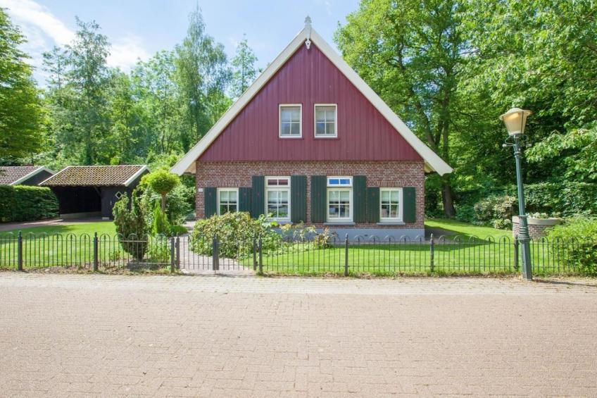 Vakantiehuis Achterhoek met omheinde tuin